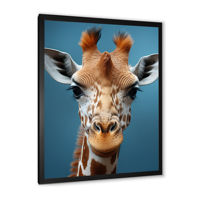 «Blue Giraffe Portrait II», reproduction sur toile, Cadre photo noir simple, H 20 po x l 12 po x P 1 po