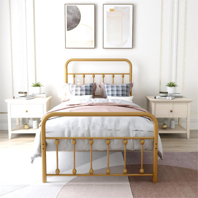 Cliffrose Metal Spindle Bed