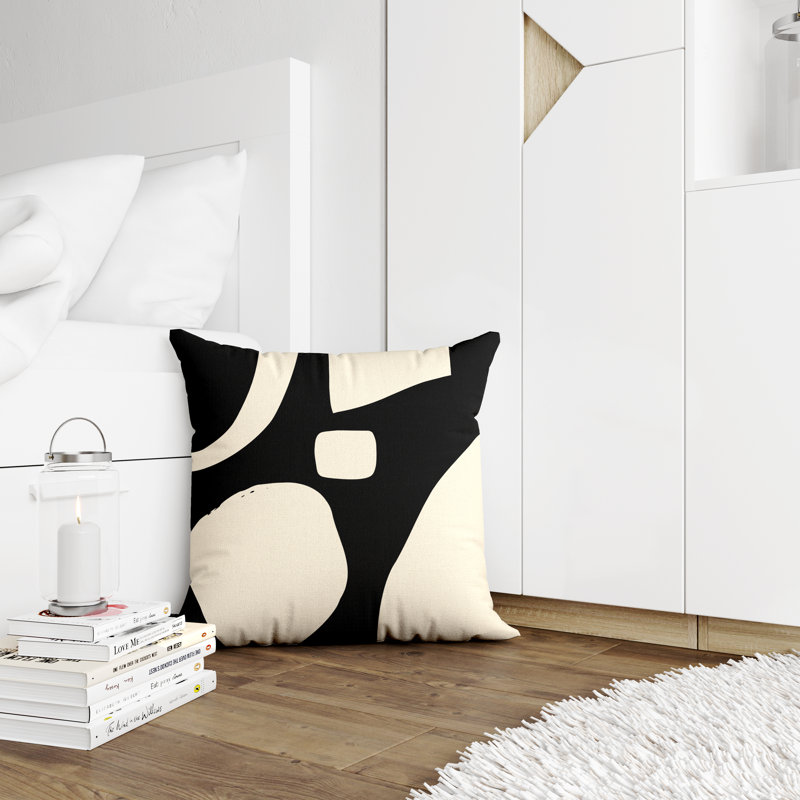 Coussin intérieur / extérieur en polyester filé Lara, 15 po x 15 po, Noir / Blanc cassé