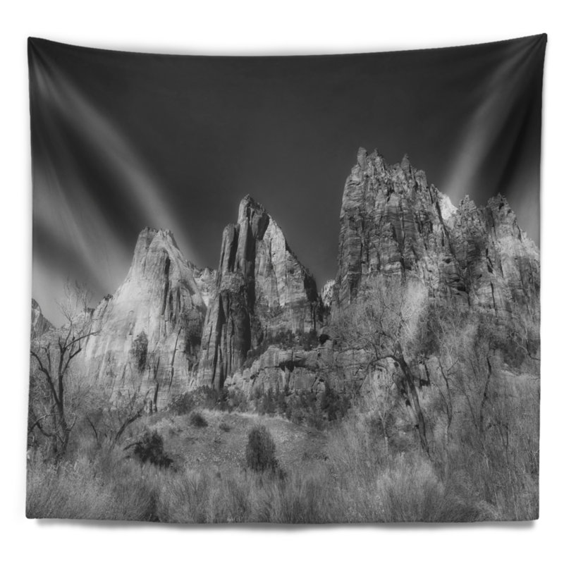 Tapisserie paysage de roches rouges, H 78 po x l 92 po