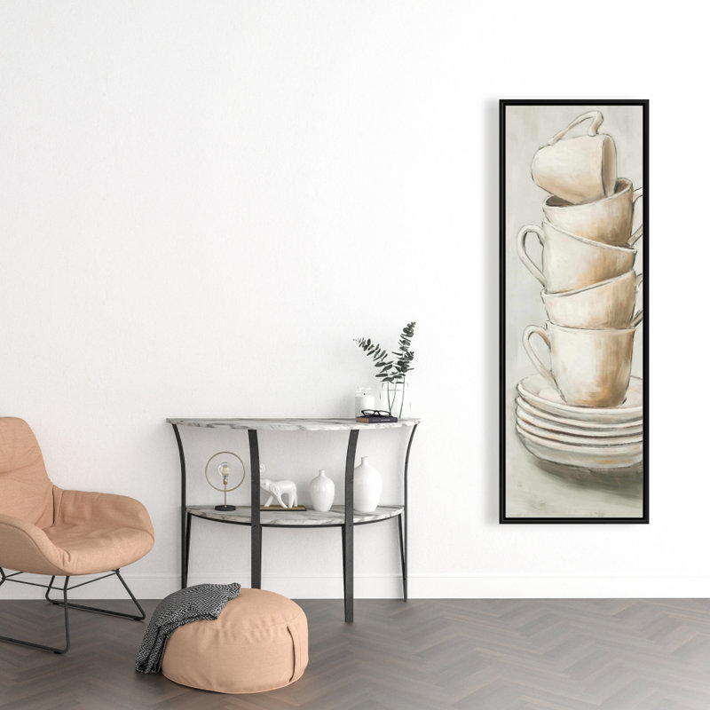 «Stacked Cups» sur toile, H 48 po x l 16 po