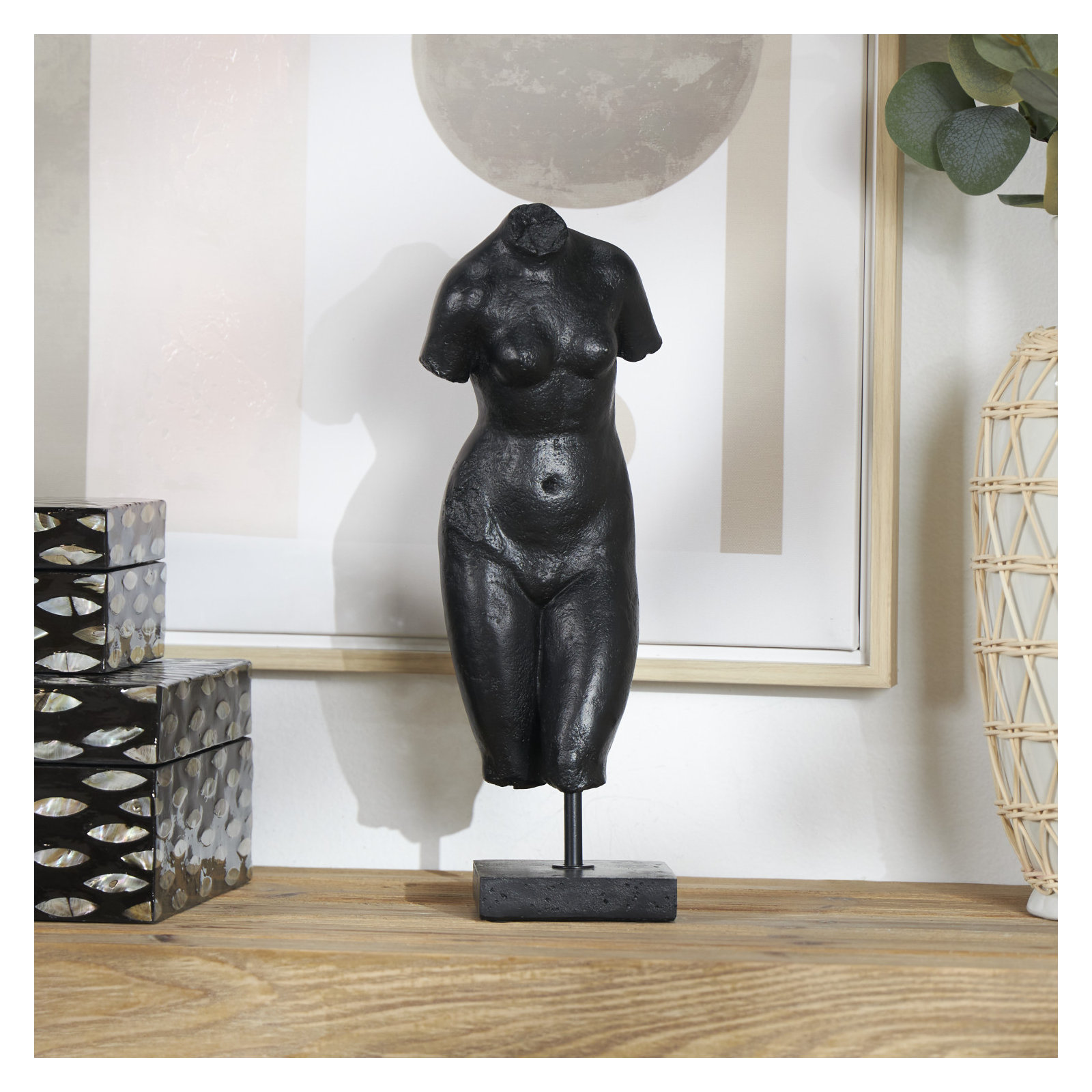 Sculpture, Black