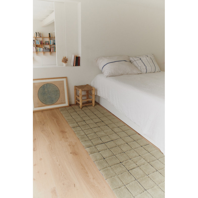 Mosaic Wool Geometric Area Rug in Green, Runner 2'7" x 7'6"