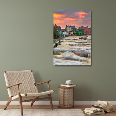 Haney, Chuck, reproduction d'art sur toile: chutes Ennistymon sur la rivière Cullenagh à Ennistymon, Irlande EU15 CHA0160