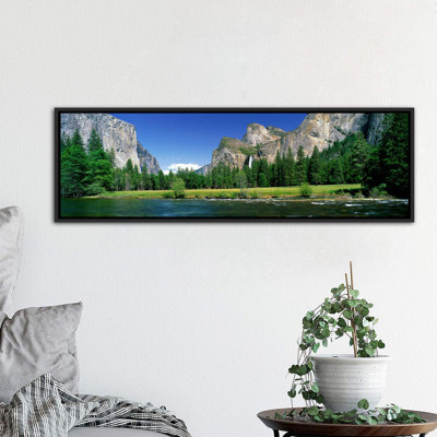 Bridalveil Fall, vallée de Yosemite, parc national de Yosemite, Californie, États-Unis - reproduction de photo sur toile
