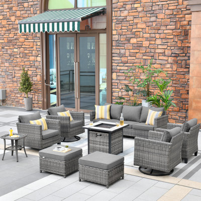 Ensemble de conversation pour patio en osier / rotin pour 7 personnes avec coussins avec foyer Harbin