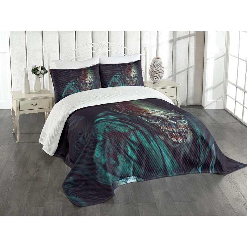 Ambesonne Zombie Bedspread Set Fearful Vampire Multicolor, King Bedspread + 2 Standard Shams