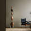 Ornements abstraits de sculpture sur bois