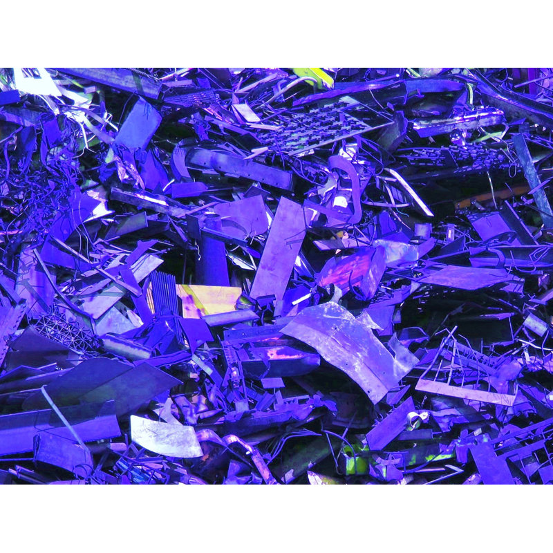 «Homage to Yves Klein» par Drew Gaffney - impression encadrée, H 25,25 po x l 31,25 po