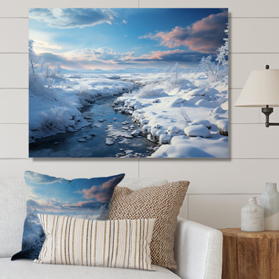 Paysage d'hiver enneigé à l'horizon II
