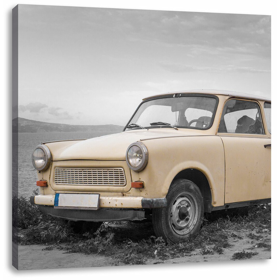 Leinwandbild Trabant am Meer