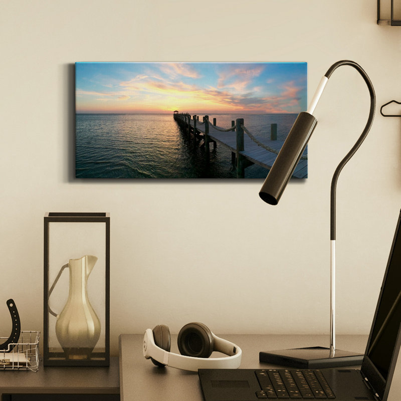 «Dockside», reproduction sur toile tendue, H 16 po x l 8 po x P 1 po