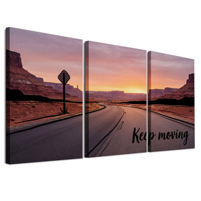 Route de Red Rock au coucher du soleil avec le texte « Keep Moving » (Ensemble de 3 toiles murales)