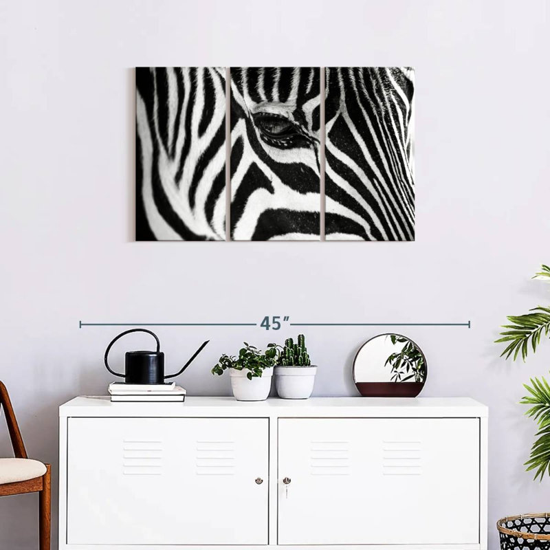 «Zebra Eye», reproduction d'art sur toile, H 20 po x l 33 po x P 1,25 po