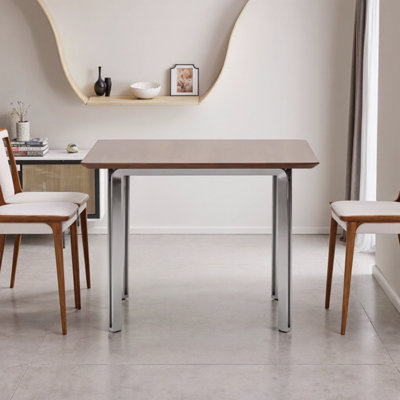 Table de salle à manger carrée simple et rétro en noyer