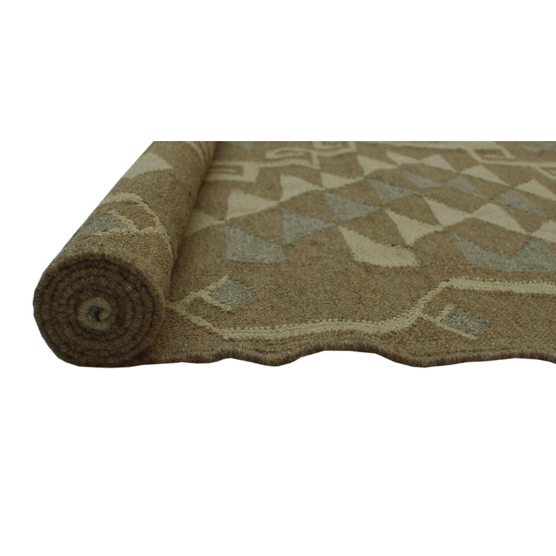 Tapis décoratif en laine rouge tissé à la main de conception unique Reta Kilim