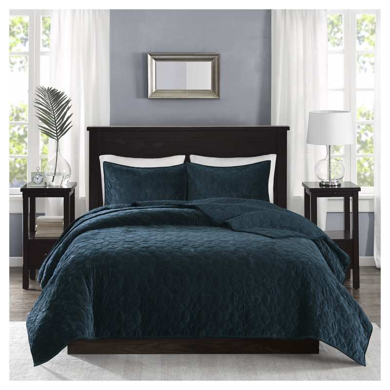 Ensemble de courtepointe en velours bleu sarcelle 3 pièces pour lit très grand / très grand californien avec matelassage géométrique et traitement antimicrobien