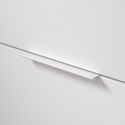 Aluminum 7 9/16" Centre Bar Pull