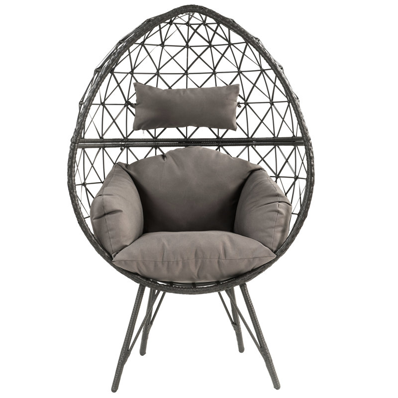 Chaise de patio noire en tissu gris avec coussin en mousse, structure en métal, profondeur de 28 po, hauteur de 62 po, structure d'une capacité de 220 lb,