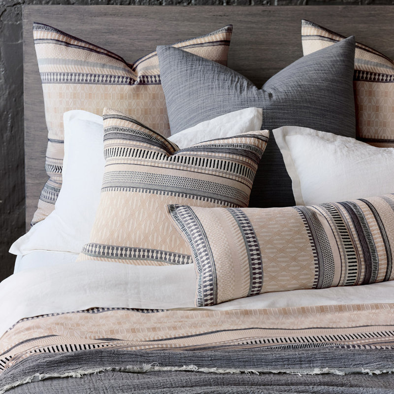 Delaveen Blanket, Gray