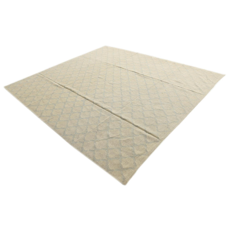 Tapis carré ivoire 9 pi Petrella