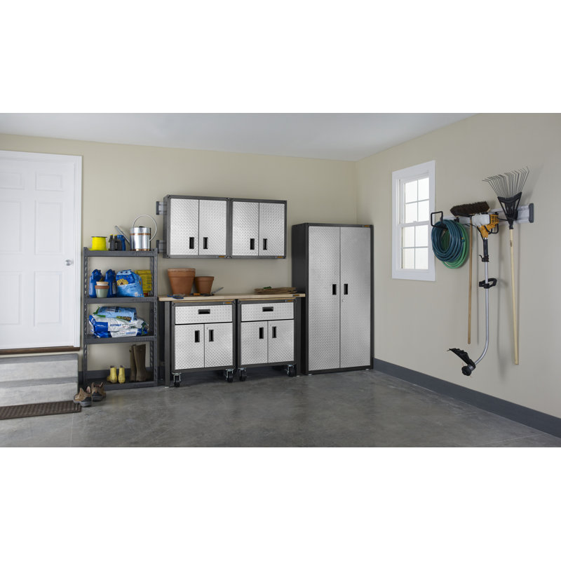 Lawn Care Geartrack Pack