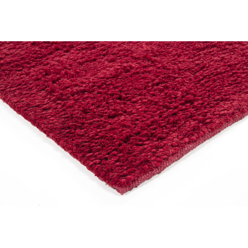 Eastwood Authentic Handmade Shag Wool Red Solid Area Rug, Rectangle 2' x 3'