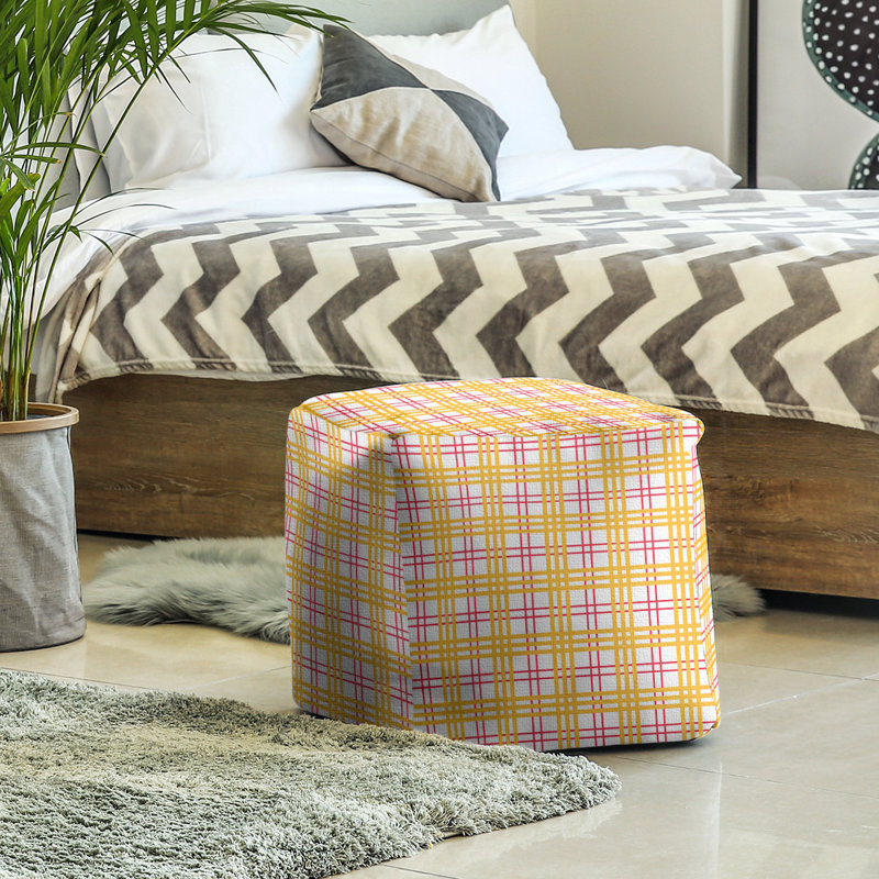 Pouf carré à carreaux Kansas, Mélange de polyester blanc / rouge / or, H 13 po x l 13 po x P 13 po