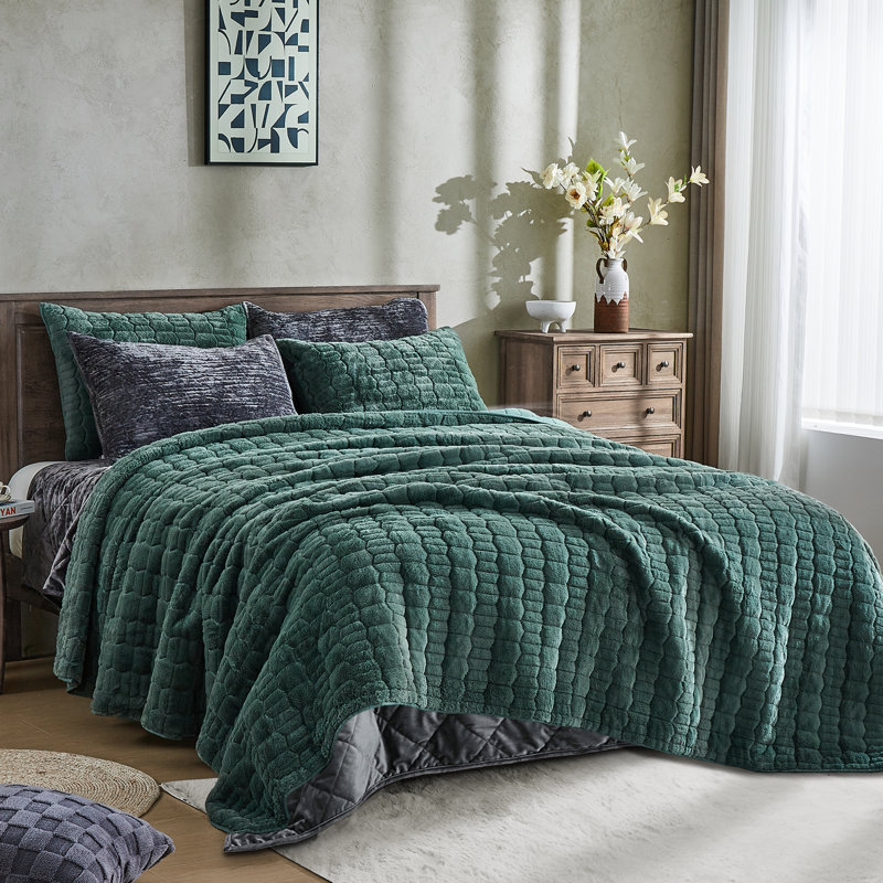 Ensemble de courtepointe géométrique en fausse fourrure, Double/Grand et 2 taies décoratives standard, Vert forêt