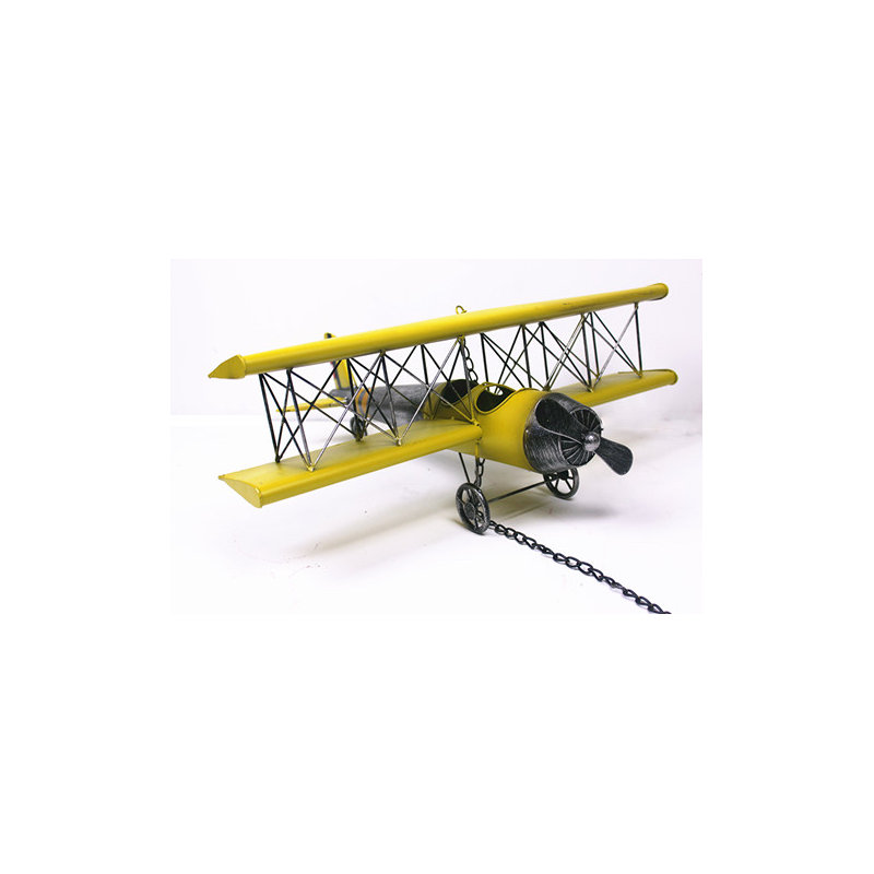Avion en métal
