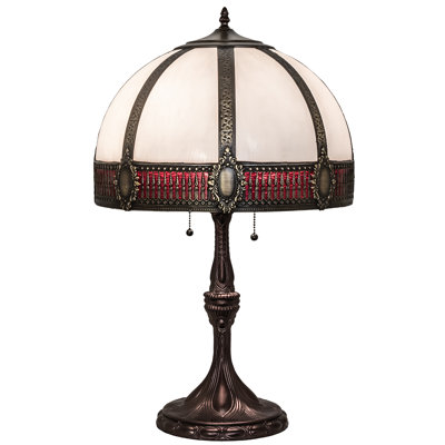 Lampe de table gothique en métal