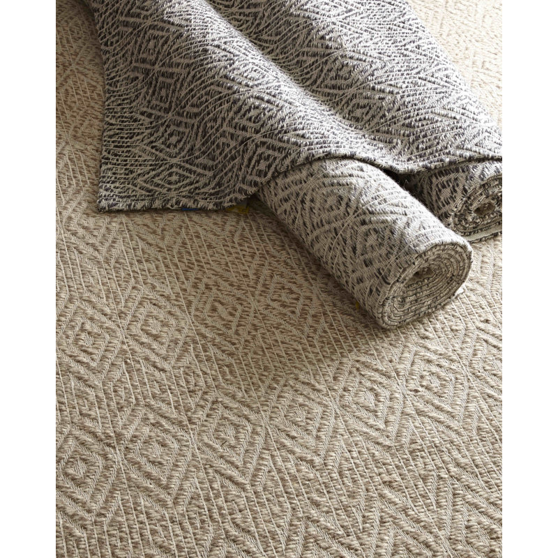 Woven Earth Wool Geometric Area Rug in Charcoal, Rectangle 6' x 9'