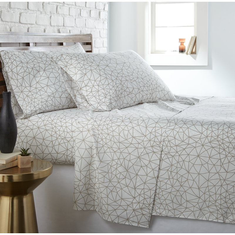 Vilano Choice Geometric Microfiber Sheet Set, White/Taupe, Twin