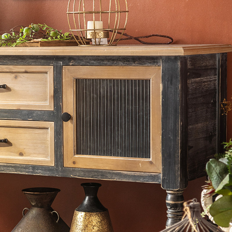 Daeshawn 55.12'' Sideboard
