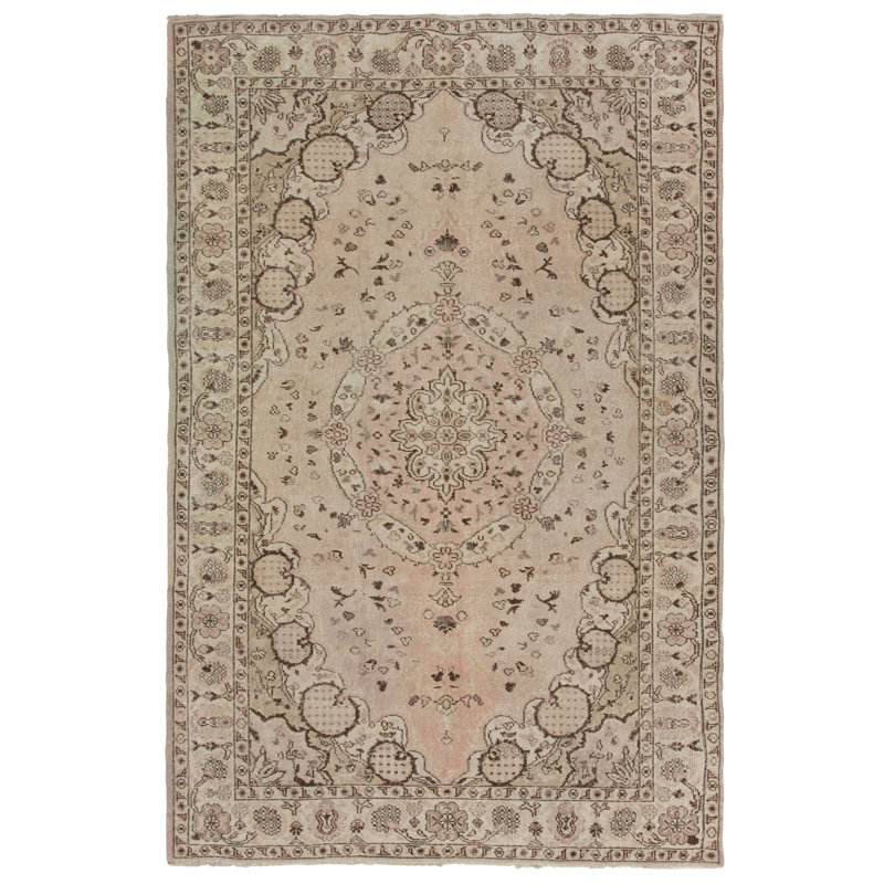 Tapis turc unique en laine fabriqué à la main dans des tons neutres
