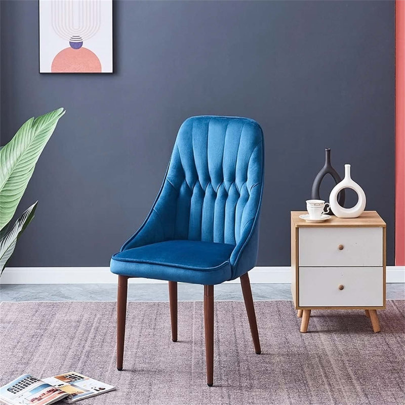 Comfortable Upholstered Armchair with Swivel Function for Stylish Living
