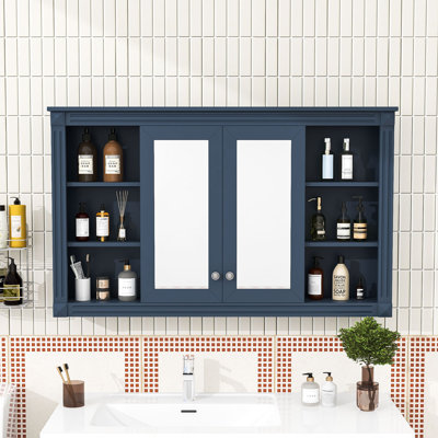 Armoire de rangement murale à miroir avec intérieur réglable et tablettes ouvertes
