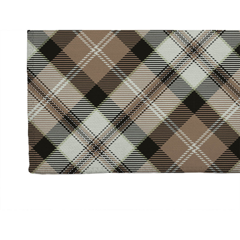 Anthony Plaid Non-Slip Outdoor Rug, Runner 2'6" x 8'