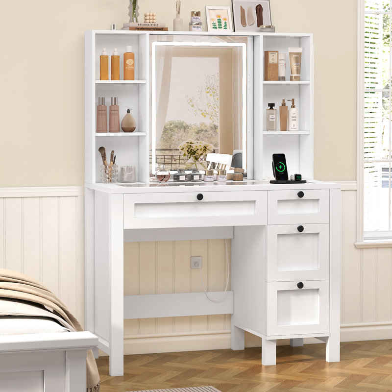 Tanikia Vanity with Mirror, White