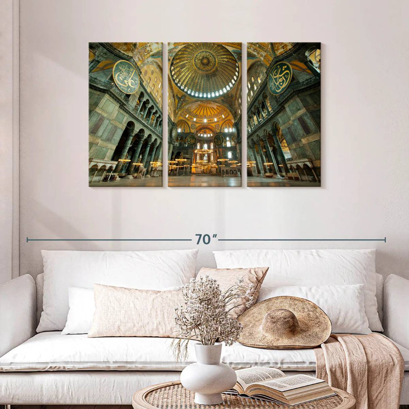Nicci Inside Hagia Sophia, 28" H x 45" W
