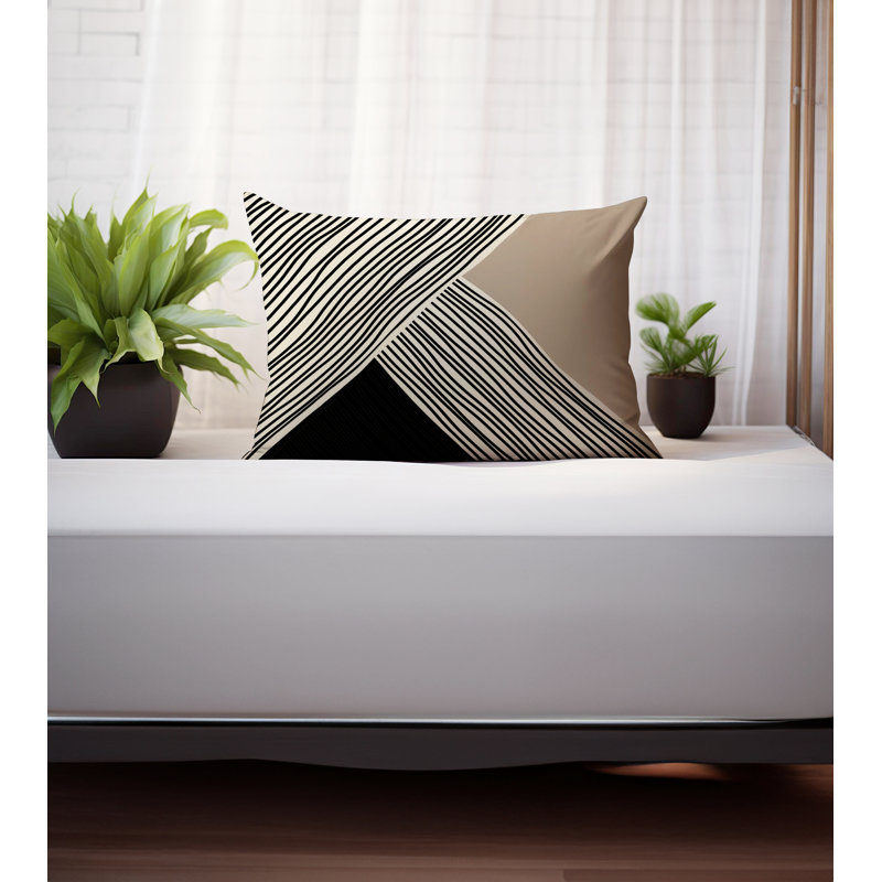 Coussin intérieur \/ extérieur Mitzi Minimalist, H 14 po x l 20 po, Beige / crème / noir