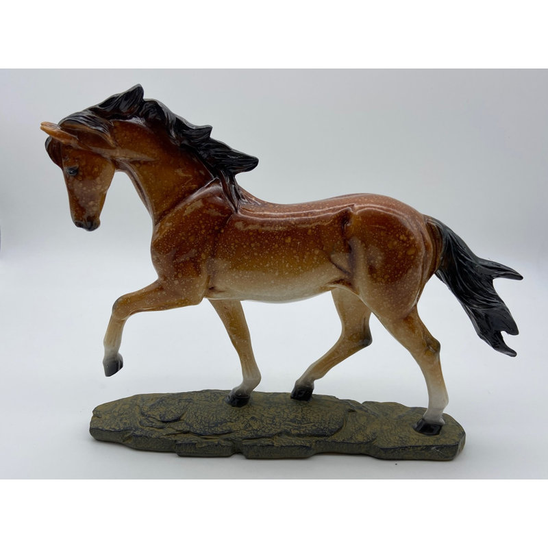 Figurine cheval en mouvement Fleetwood
