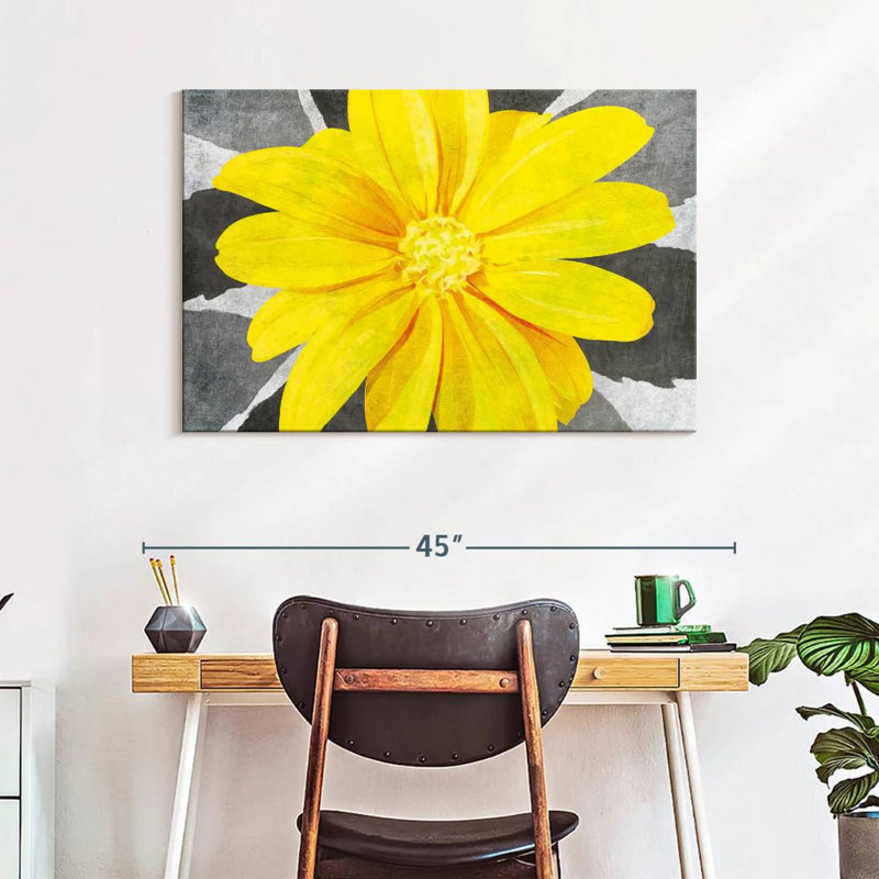 Harnek Bright Yellow Daisy, 26" H x 39" W