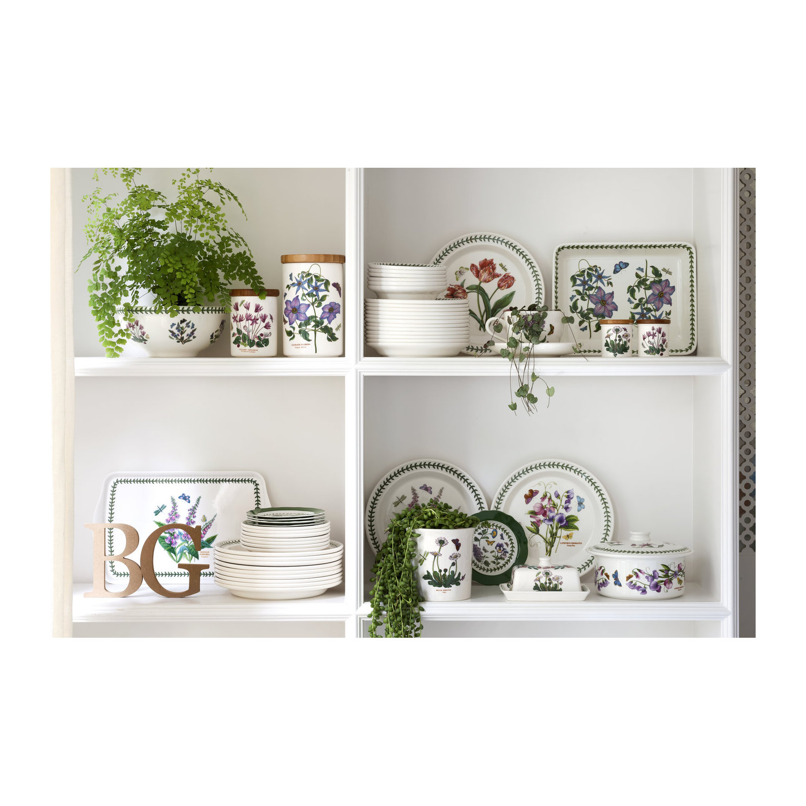 Portmeirion Botanic Garden Bowl, Oval, Handled 15"
