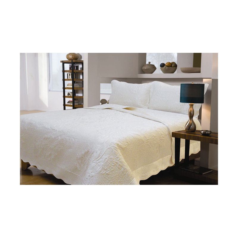 Traditional Quilt, Queen, Ivory