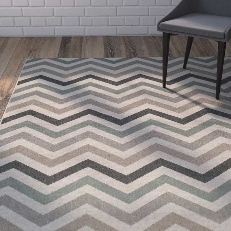 Irita Chevron Indoor / Outdoor Rug, Rectangle 8'6" x 13'