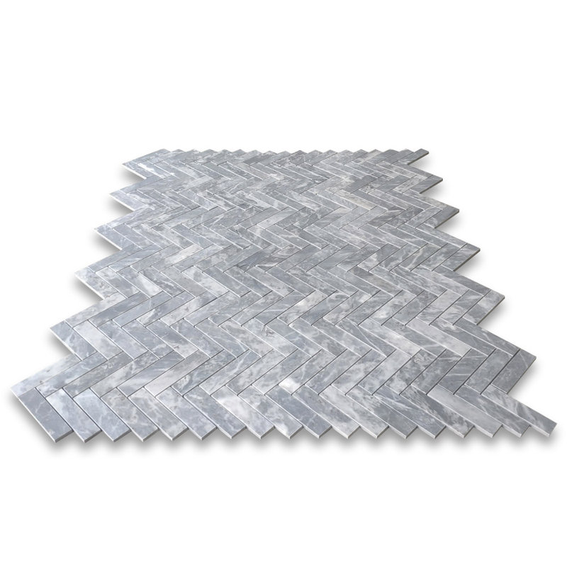 Carreau de mosaïque en marbre à chevrons 9 po x 11 po Bardiglio, Gris clair