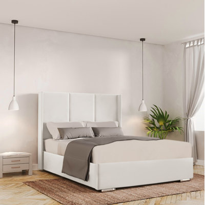 Bettzel Upholstered Ottoman Storage Bed