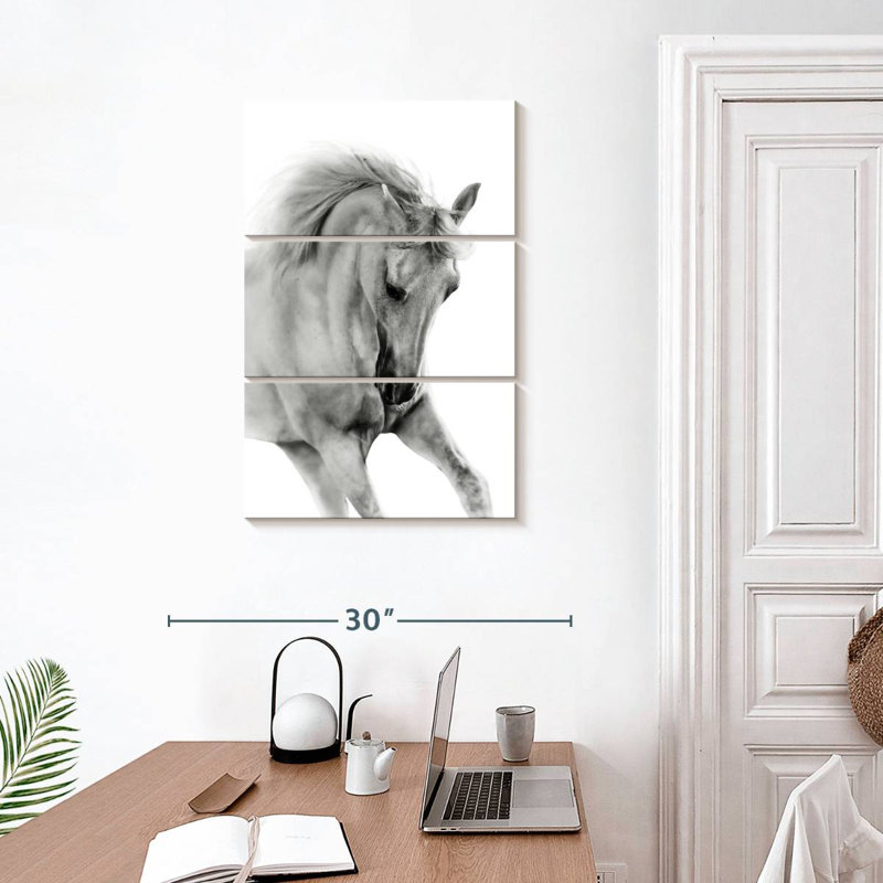 Brampt élégant cheval blanc, H 32 po x l 20 po