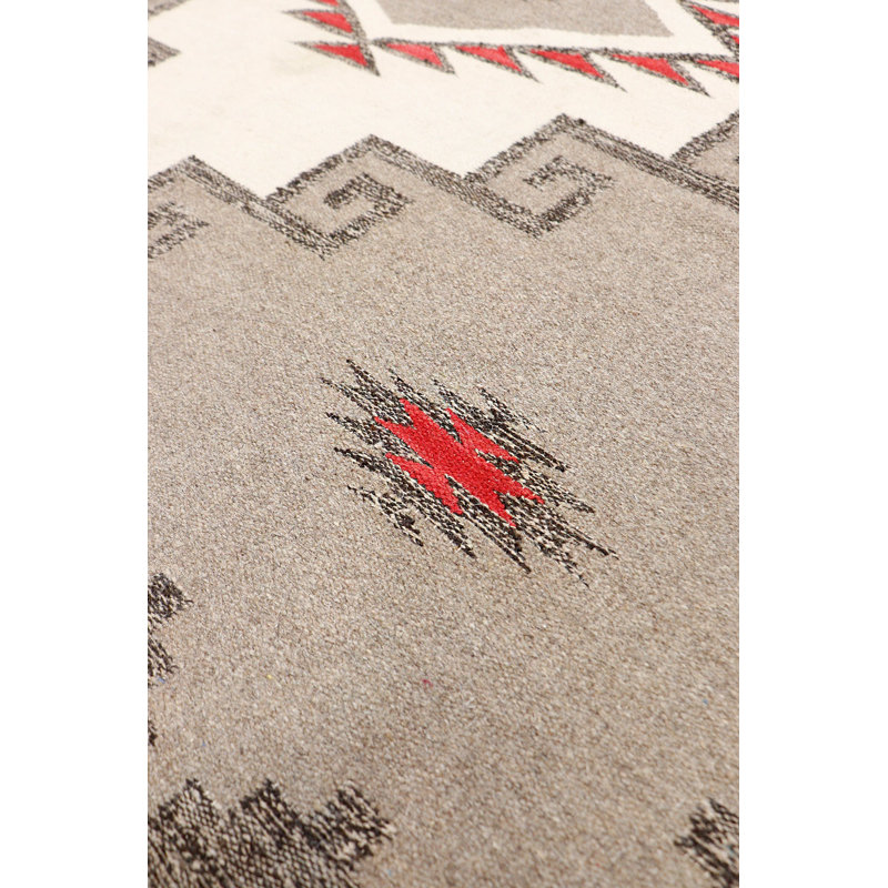 5'X8' Southwestern Area Rug in Ivory